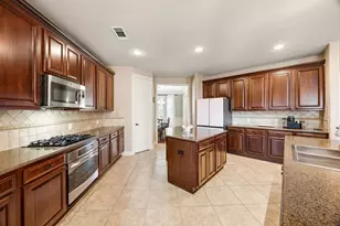 4823 Linda Ln, Frisco, TX 75033 - Photo 8