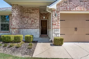 7046 Belteau Ln, Dallas, TX 75227 - Photo 2