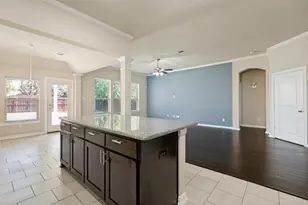 7046 Belteau Ln, Dallas, TX 75227 - Photo 14