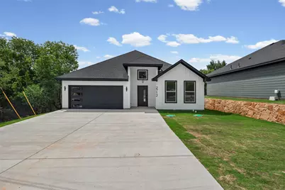 2712 Steepleridge Circle, Granbury, TX 76048 - Photo 1