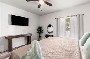1803 N Winnetka Ave, Dallas, TX 75208 - Photo 12