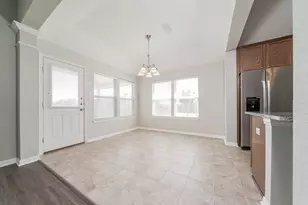 1521 Toucan Dr, Little Elm, TX 75068 - Photo 4