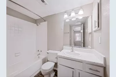 1122 Millview Drive #702, Arlington, TX 76012 - Photo 8