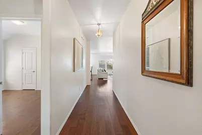 104 Holly Street, Waxahachie, TX 75165 - Photo 4