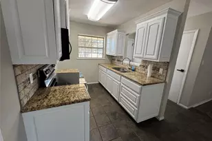 732 Dunaway Ln, Azle, TX 76020 - Photo 14