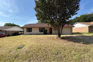 732 Dunaway Ln, Azle, TX 76020 - Photo 38