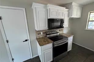 732 Dunaway Ln, Azle, TX 76020 - Photo 18