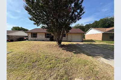 732 Dunaway Lane, Azle, TX 76020 - Photo 36
