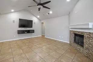 2627 Carmen Dr, Grand Prairie, TX 75052 - Photo 8