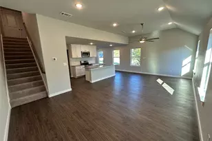 1702 E Powell Ave, Fort Worth, TX 76104 - Photo 4