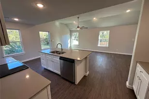 1702 E Powell Ave, Fort Worth, TX 76104 - Photo 6