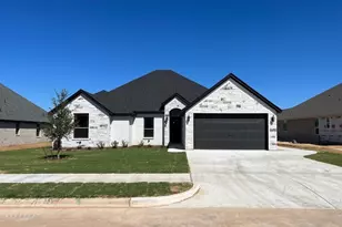 172 Crenshaw Ct, Stephenville, TX 76401 - Photo 1