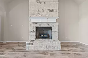 172 Crenshaw Ct, Stephenville, TX 76401 - Photo 10