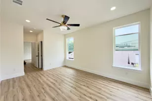 1950 Gallagher St, Dallas, TX 75212 - Photo 20