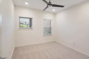 1583 Fiji St, Dallas, TX 75203 - Photo 16