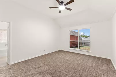 401 Hidden Knoll Drive, Burleson, TX 76028 - Photo 12