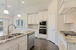 11428 Colonial Trace Ln, Fort Worth, TX 76244 - Photo 10