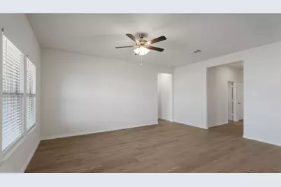 644 Lakepointe Boulevard, Lavon, TX 75166 - Photo 12