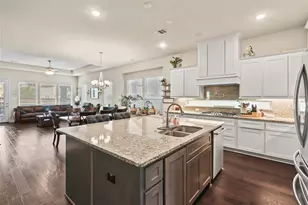 12505 Amesbury Way, Farmers Branch, TX 75234 - Photo 10