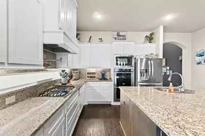 12505 Amesbury Way, Farmers Branch, TX 75234 - Photo 14