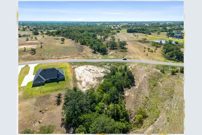 1077 Gonzollas Road, Springtown, TX 76082 - Photo 8