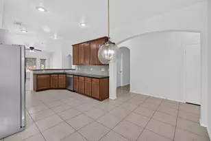 5916 Crestview Dr, Grand Prairie, TX 75052 - Photo 8