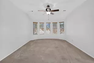 5916 Crestview Dr, Grand Prairie, TX 75052 - Photo 18