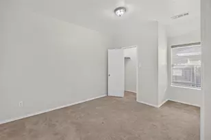 5916 Crestview Dr, Grand Prairie, TX 75052 - Photo 24