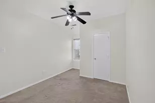 5916 Crestview Dr, Grand Prairie, TX 75052 - Photo 28