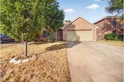 5916 Crestview Drive, Grand Prairie, TX 75052 - Photo 1