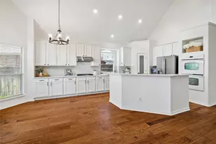 8301 Bartley Cir, Plano, TX 75025 - Photo 10