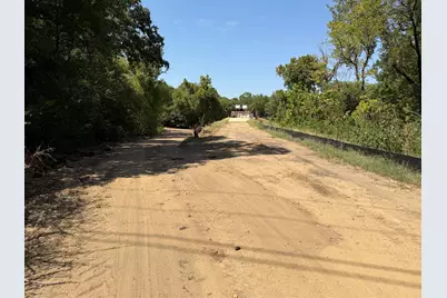 2008 S Lang Avenue, Denison, TX 75020 - Photo 18