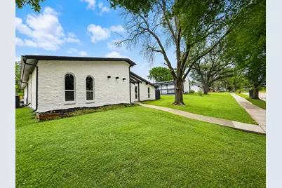 3406 Country Club Drive, Grand Prairie, TX 75052 - Photo 2