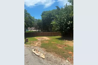 2800 Galaxy Street, Granbury, TX 76049 - Photo 18