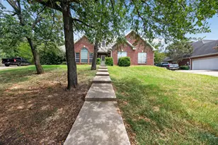 804 Waterloo Lake Dr, Denison, TX 75020 - Photo 1