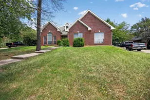 804 Waterloo Lake Dr, Denison, TX 75020 - Photo 2