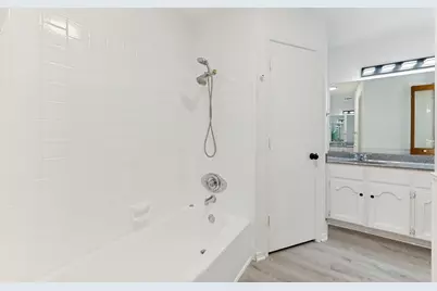 2112 Dartmouth Drive, Arlington, TX 76015 - Photo 14