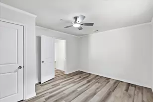 206 Lake Vista W, Highland Village, TX 75077 - Photo 6