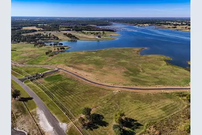 527 Lakeshore Terrace, Windom, TX 75492 - Photo 8
