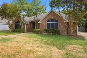 3406 Harbor Pointe Dr, Rowlett, TX 75088 - Photo 2