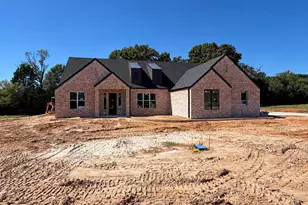 338 Grace Ln, Athens, TX 75751 - Photo 2