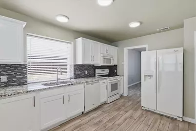 9737 Maryville Lane, Fort Worth, TX 76108 - Photo 18