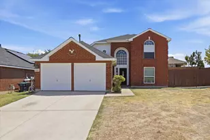 9737 Maryville Ln, Fort Worth, TX 76108 - Photo 2