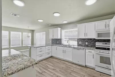 9737 Maryville Lane, Fort Worth, TX 76108 - Photo 8