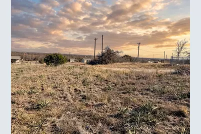 104 Sparrow Drive, Azle, TX 76020 - Photo 4