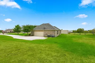 14008 Cromer Drive, Newark, TX 76071 - Photo 4