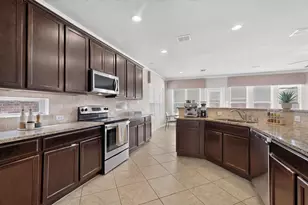 11621 Parade Dr, Frisco, TX 75036 - Photo 10