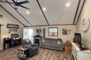 2496 Co Rd 2010, Ravenna, TX 75476 - Photo 24