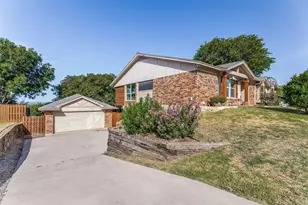 8653 Funtier Ct, Fort Worth, TX 76179 - Photo 2