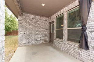 517 Redding Dr, Saginaw, TX 76131 - Photo 2